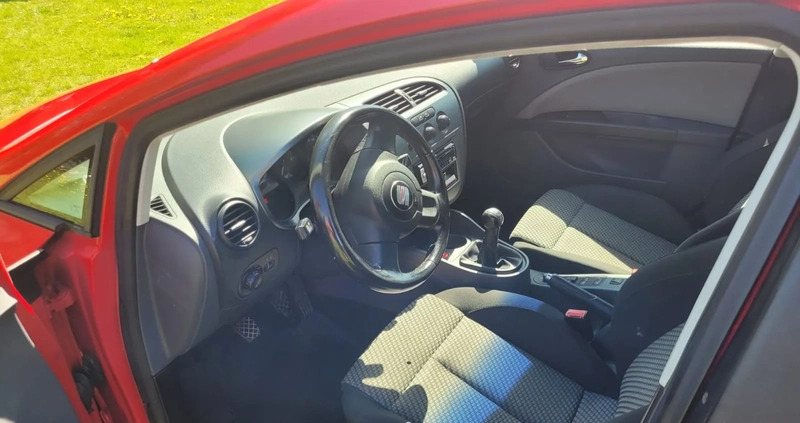 Seat Leon cena 12500 przebieg: 280000, rok produkcji 2008 z Stalowa Wola małe 79